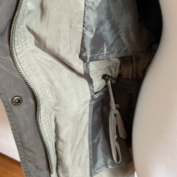 Jacket - Picture 2 of 5